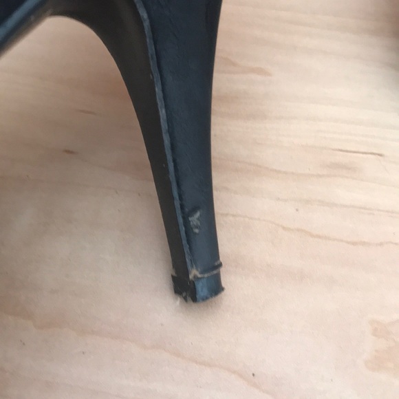 SALE 2 for $20 ๐ฅ peep toe, bow/metal & rhinestone - Picture 7 of 7